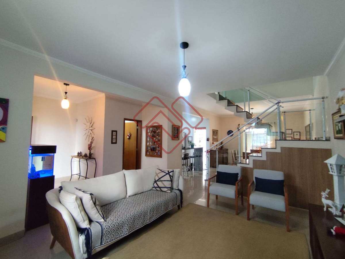 Casa à venda com 3 quartos, 220m² - Jd. Ana Luiza,Itupeva